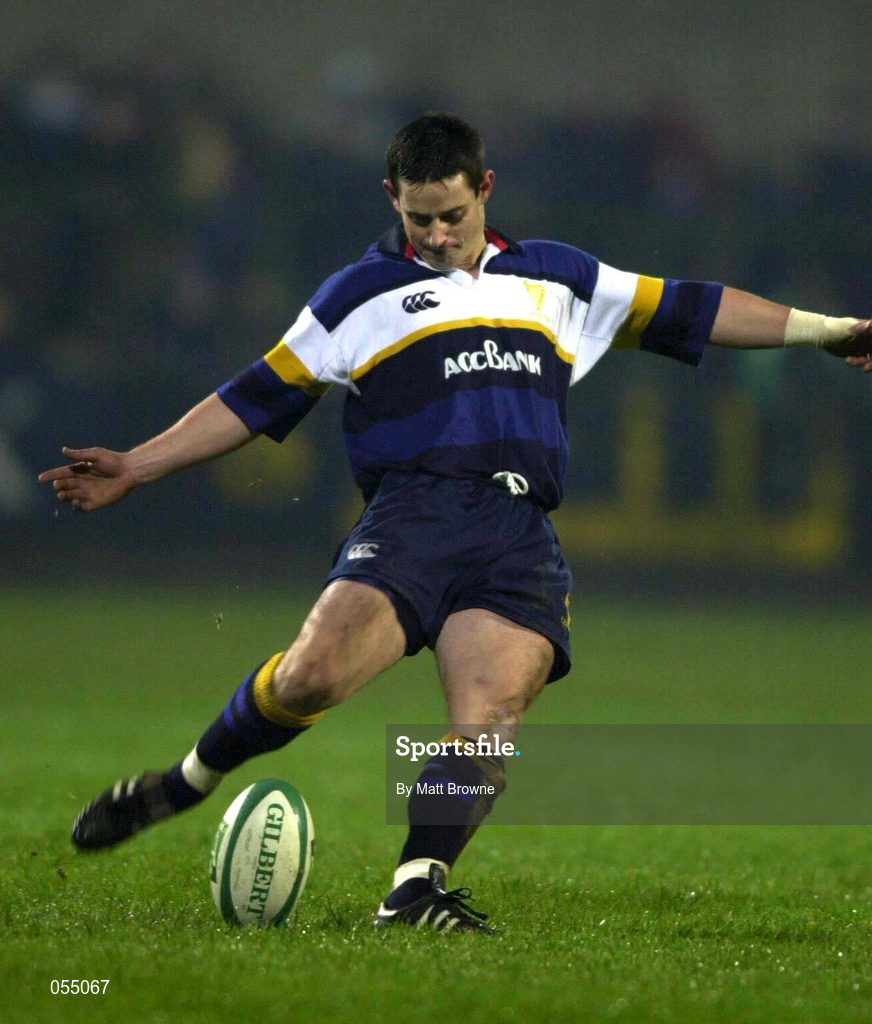 5 January 2001; Brian O'Meara of Leinster during the interprovincial friendly match between Munster and Leinster at Musgrave Park in Cork. Photo by Brendan Moran/Sportsfile