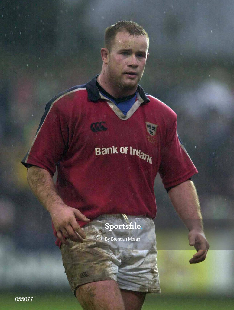 20 January 2001; Frank Sheahan of Munster during the Heineken Cup Pool 4 Round 6 match between Munster and Castres at Musgrave Park in Cork. Photo by Brendan Moran/Sportsfile