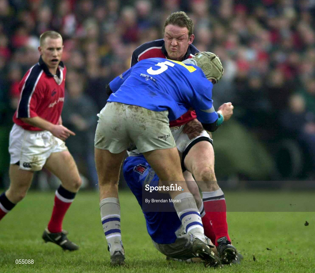 20 January 2001; Mick Galwey of Munster is tackled by Jeremy Davidson of Castres during the Heineken Cup Pool 4 Round 6 match between Munster and Castres at Musgrave Park in Cork. Photo by Brendan Moran/Sportsfile