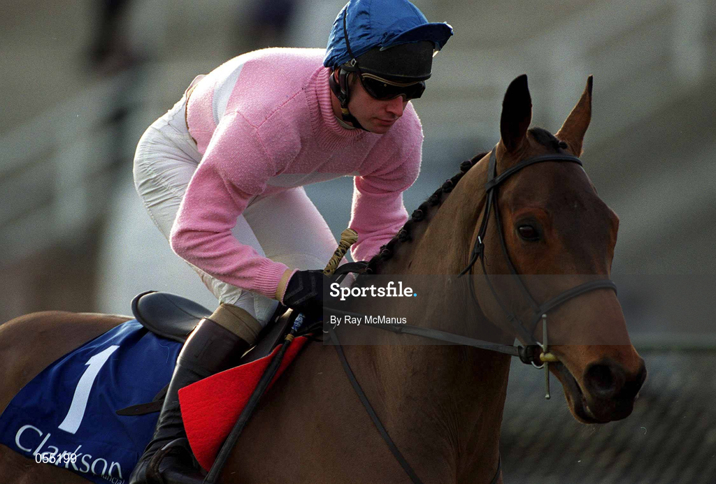 21 January 2001; Saxophone, with Tom Treacy up, at Leopardstown Racecourse in Dublin. Photo by Ray McManus/Sportsfile