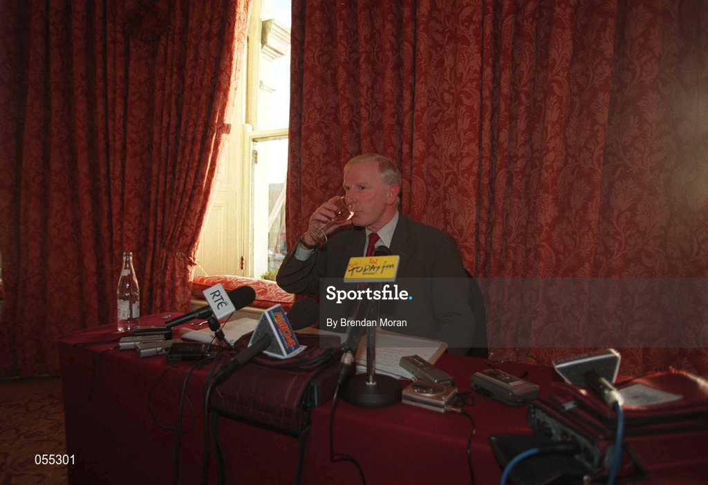 24 January 2001; President of the Olympic Council of Ireland Pat Hickey speaking at a press conference in the Shelbourne Hotel in Dublin, on the vision for the Olympic Movement in Ireland for the next 4 years up to and including the Athens Olympics. Photo by Brendan Moran/Sportsfile