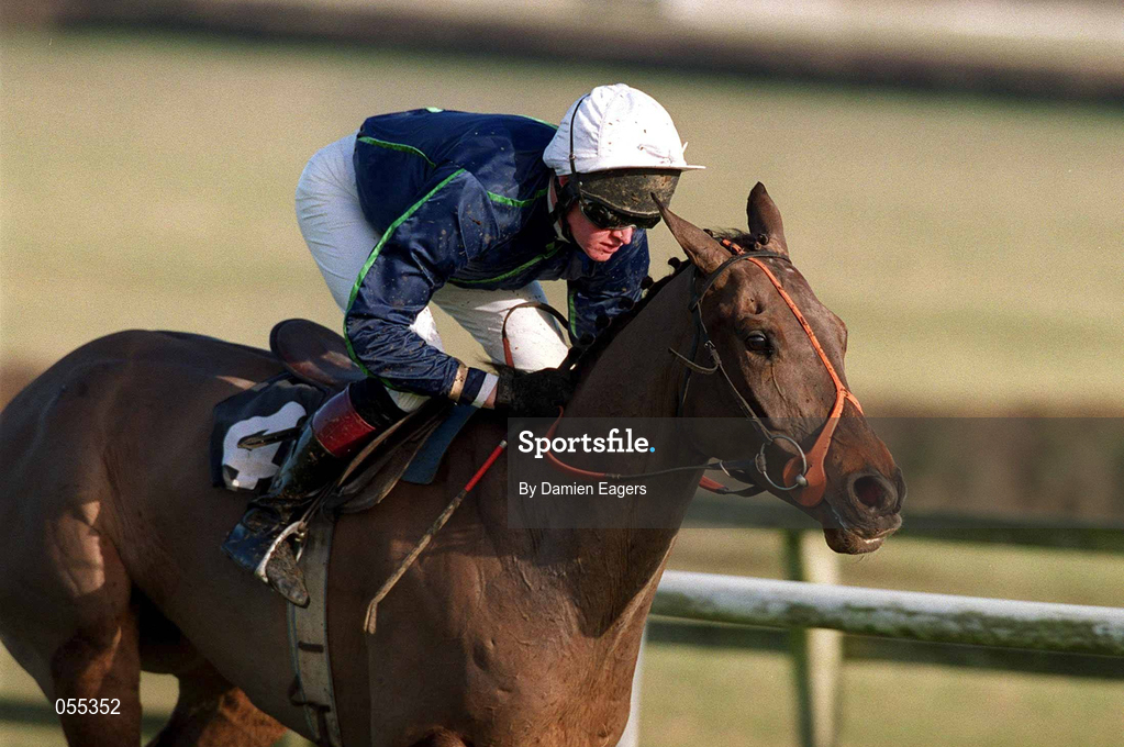 27 January 2001; Takagi, with Barry Geraghty, up on their way to winning The I.N.H Stallion Owners European Breeders Fund Maiden Hurdle at Fairyhouse Racecourse in Ratoath, Meath. Photo by Damien Eagers/Sportsfile