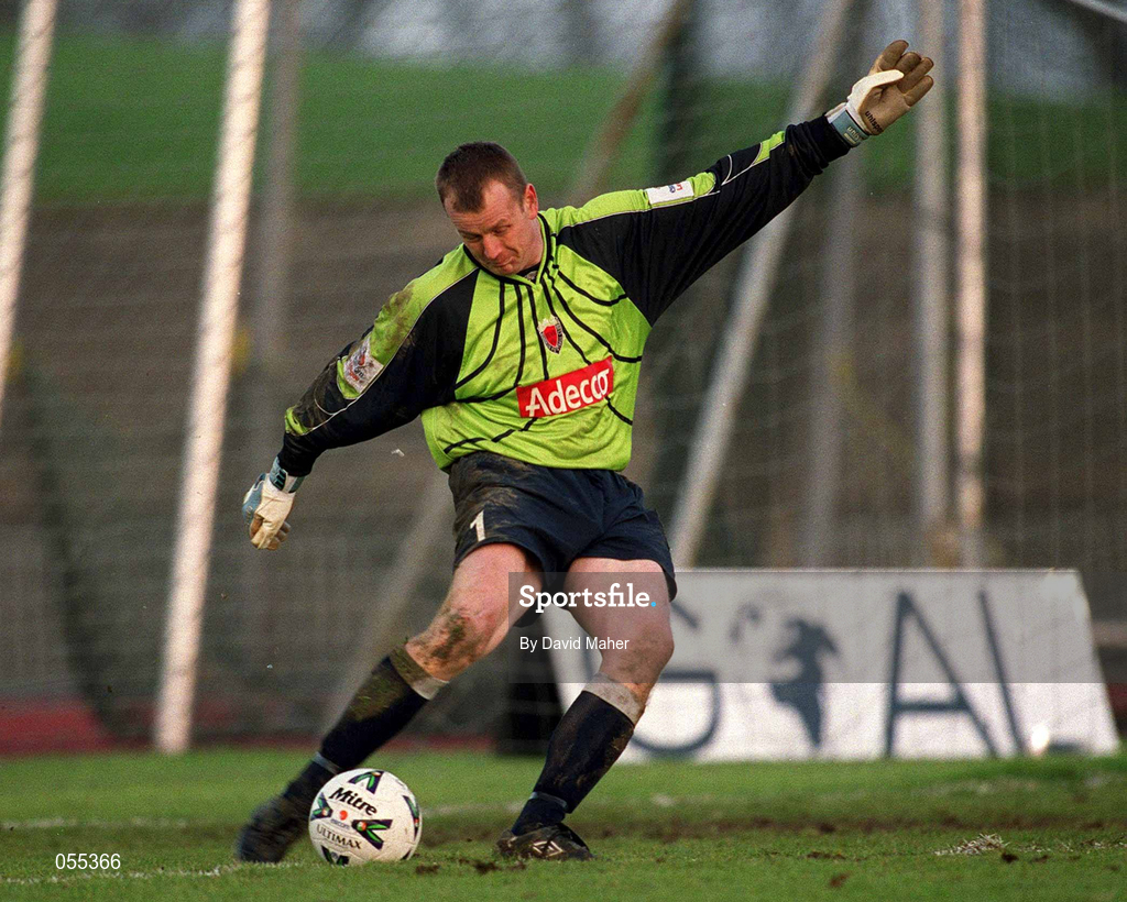28 January 2001; Bohemians goalkeeper Wayne Russell during the Eircom League Premier Division match between Shamrock Rovers and Bohemians at Morton Stadium in Santry, Dublin. Photo by David Maher/Sportsfile