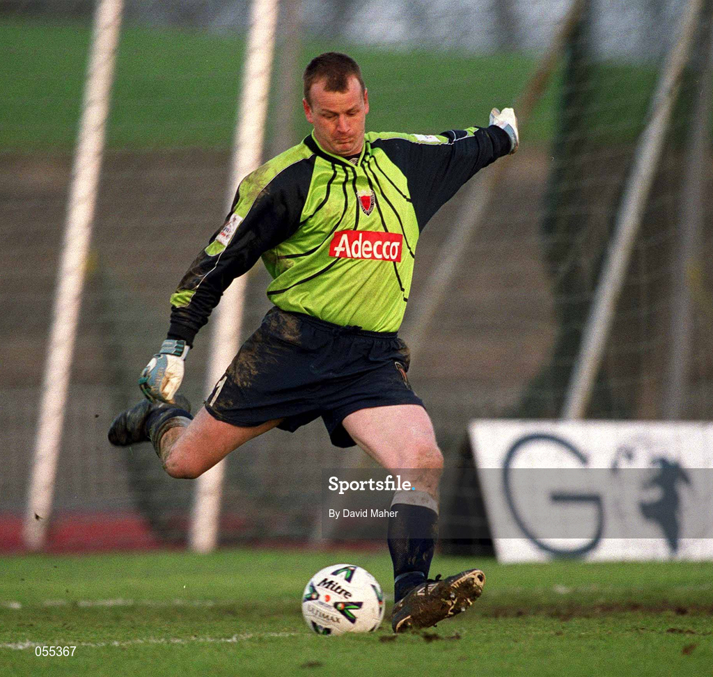 28 January 2001; Bohemians goalkeeper Wayne Russell during the Eircom League Premier Division match between Shamrock Rovers and Bohemians at Morton Stadium in Santry, Dublin. Photo by David Maher/Sportsfile