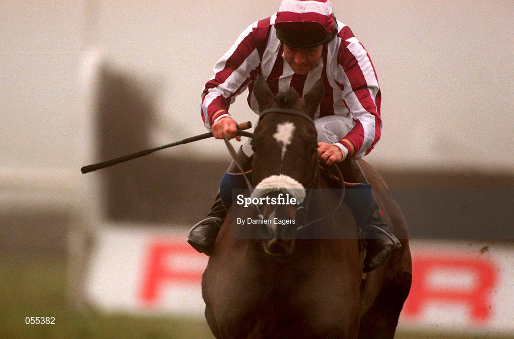 28 January 2001; Klairon Davis, with Conor O'Dwyer up, on their way to winning The Normans Grove Steeplechase at Fairyhouse Racecourse in Ratoath, Meath. Photo by Damien Eagers/Sportsfile
