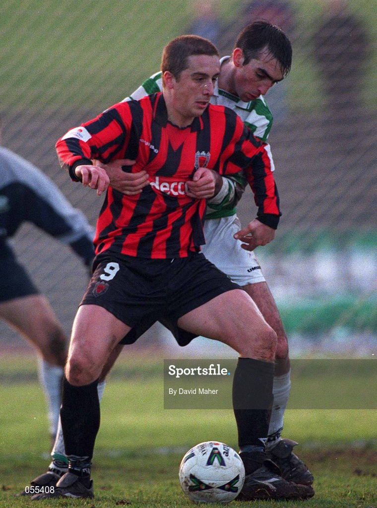 28 January 2001; Alex Nesovic of Bohemians holds off the challange from Terry Palmer of Shamrock Rovers during the Eircom League Premier Division match between Shamrock Rovers and Bohemians at Morton Stadium in Santry, Dublin. Photo by David Maher/Sportsfile