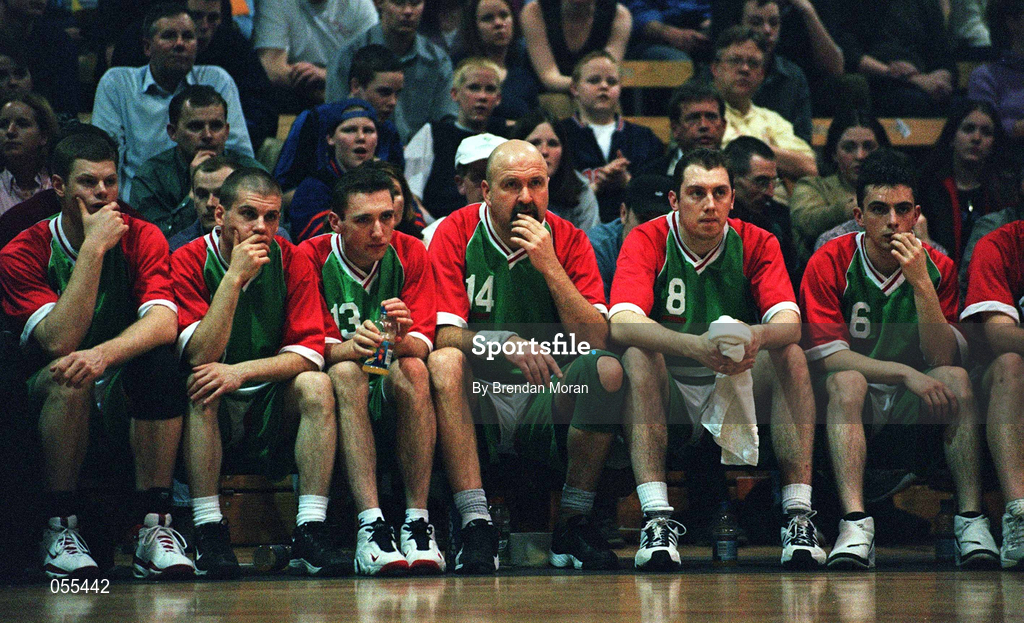 28 January 2001; The Longnecks Ballina bench look on in the final moments of the ESB Men's Cup Final match between Killester and Longnecks Ballina at the National Basketball Arena in Tallaght, Dublin. Photo by Brendan Moran/Sportsfile