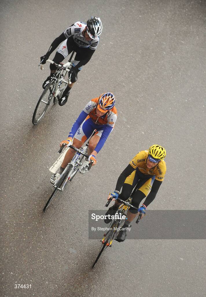 23 August 2009; Stuart O'Grady, Team Saxo Bank, left, Jetse Bol, Rabobank, centre, and Jay Thomson, MTN Cycling, during stage 3 of the Tour of Ireland. 2009 Tour of Ireland -  Stage 3, Bantry to Cork. Picture credit: Stephen McCarthy / SPORTSFILE