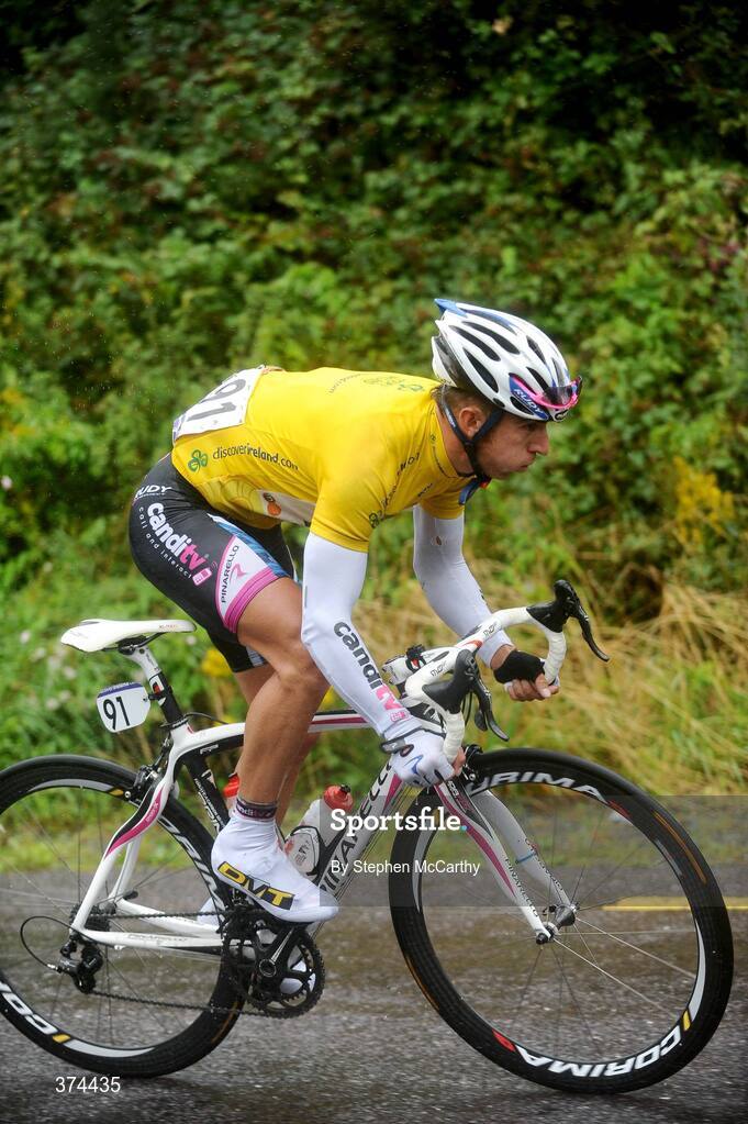 23 August 2009; Eventual race winner Russell Downing, Candi TV - Marshalls Pasta, climbs St. Patricks Hill during stage 3 of the Tour of Ireland. 2009 Tour of Ireland -  Stage 3, Bantry to Cork. Picture credit: Stephen McCarthy / SPORTSFILE