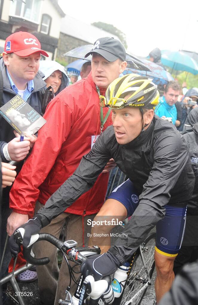 23 August 2009; Lance Armstrong, before stage 3 of the Tour of Ireland. 2009 Tour of Ireland -  Stage 3, Bantry to Cork. Picture credit: Stephen McCarthy / SPORTSFILE