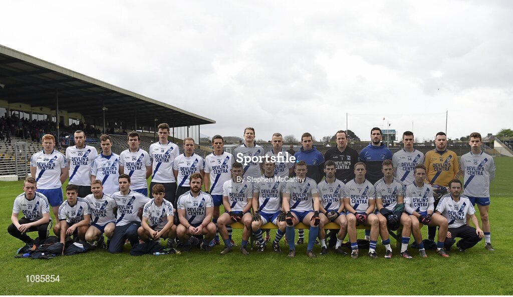 28 November 2015; The St Mary's squad, back row, from left, Darragh O'SullEvan, Rory Keating, Ronan O'Shea, Mark Quigley, Liam O'Connell, Aidan O'SullEvan, Dan O'SullEvan, Aidan Walsh, Ian Casey, Brain Curran, Austin Constabel, Bryan Sheehan, Daniel Daly, Cormac O'Shea and Anthony Cournane, with, front row, from left, Dylan O'SullEvan, Niall Brenna, Adam Quirke, Patrick Cournane, Darren Casey, Declan Keating, Conor O'Shea, Naill O'Driscoll, Denis Daly, Sean Cournane, Conor Quirke, Paul O'Donoghue, Liam Sheehan and John Paul Mahony. AIB Munster GAA Football Intermediate Club Championship Final, St Mary's, Kerry, v Carrigaline, Cork. Fitzgerald Stadium, Killarney, Co. Kerry. Picture credit: Stephen McCarthy / SPORTSFILE