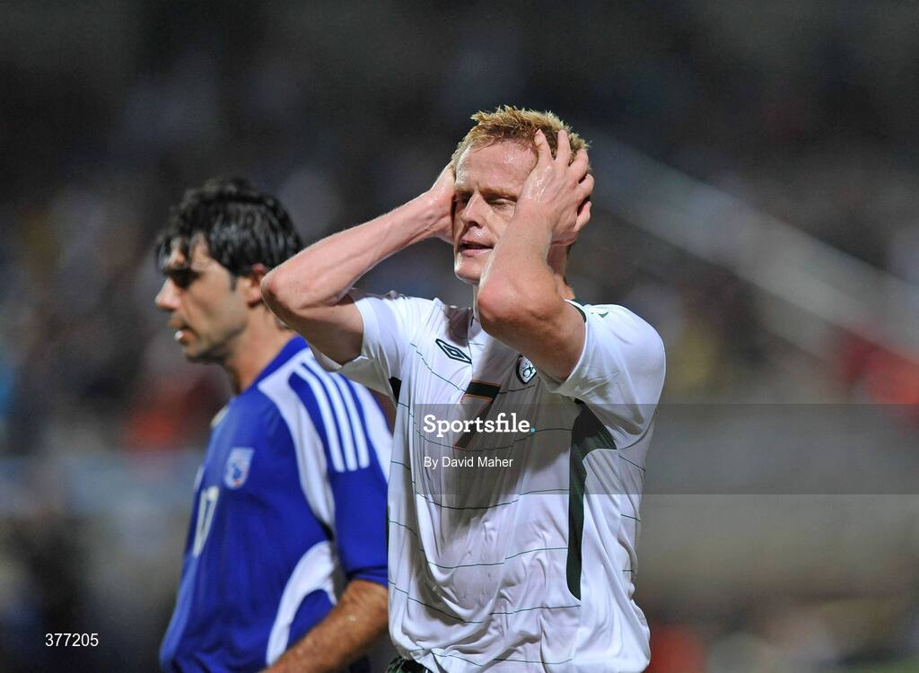 5 September 2009; Damien Duff, Republic of Ireland, holds his head after a shot of his went wide. Cyprus v Republic of Ireland - 2010 FIFA World Cup Qualifier, GSP Stadium, Nicosia, Cyprus. Picture credit: David Maher / SPORTSFILE