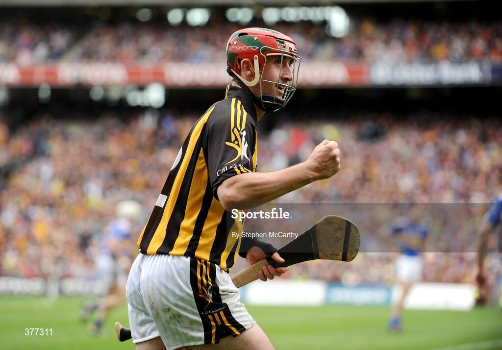 6 September 2009; Eoin Larkin, Kilkenny, celebrates a late score. GAA Hurling All-Ireland Senior Championship Final, Kilkenny v Tipperary, Croke Park, Dublin. Picture credit: Stephen McCarthy / SPORTSFILE