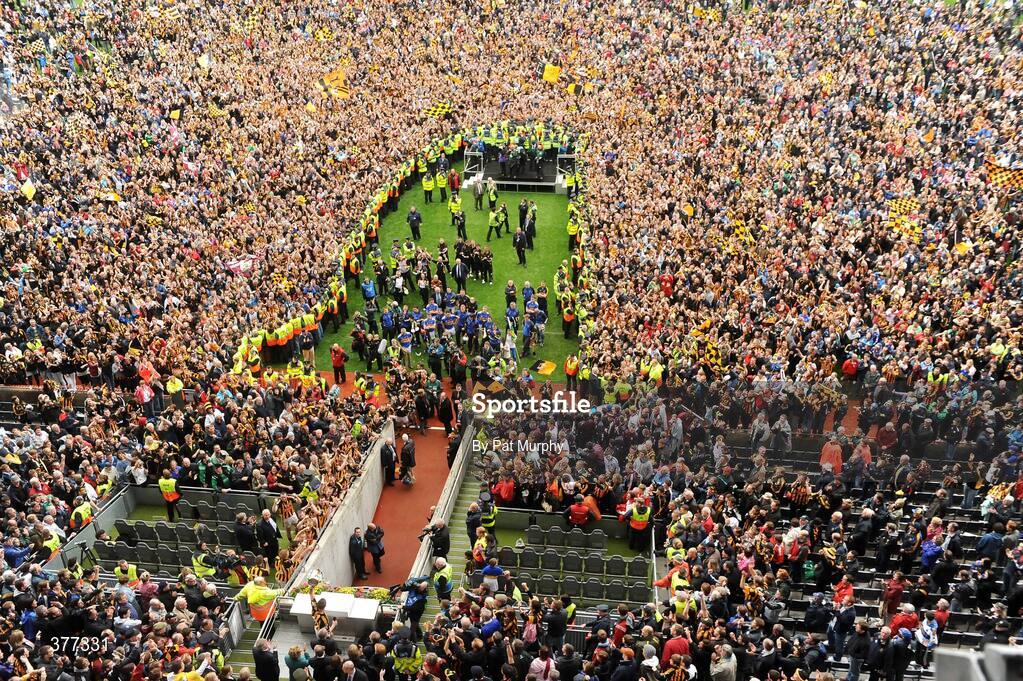 6 September 2009; The Kilkenny supporters celebrate on the pitch as team captain Michael Fennelly lifts the Liam MacCarthy Cup. GAA Hurling All-Ireland Senior Championship Final, Kilkenny v Tipperary, Croke Park, Dublin. Picture credit: Pat Murphy / SPORTSFILE