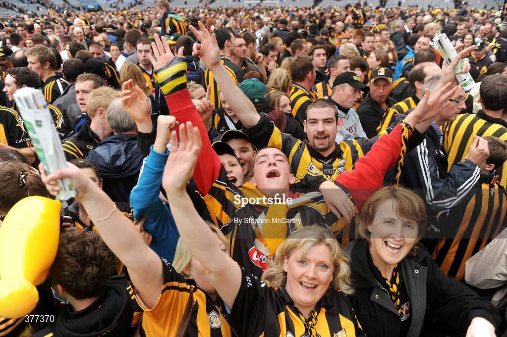 6 September 2009; Kilkenny supporters celebrate their side's victory. GAA Hurling All-Ireland Senior Championship Final, Kilkenny v Tipperary, Croke Park, Dublin. Picture credit: Stephen McCarthy / SPORTSFILE