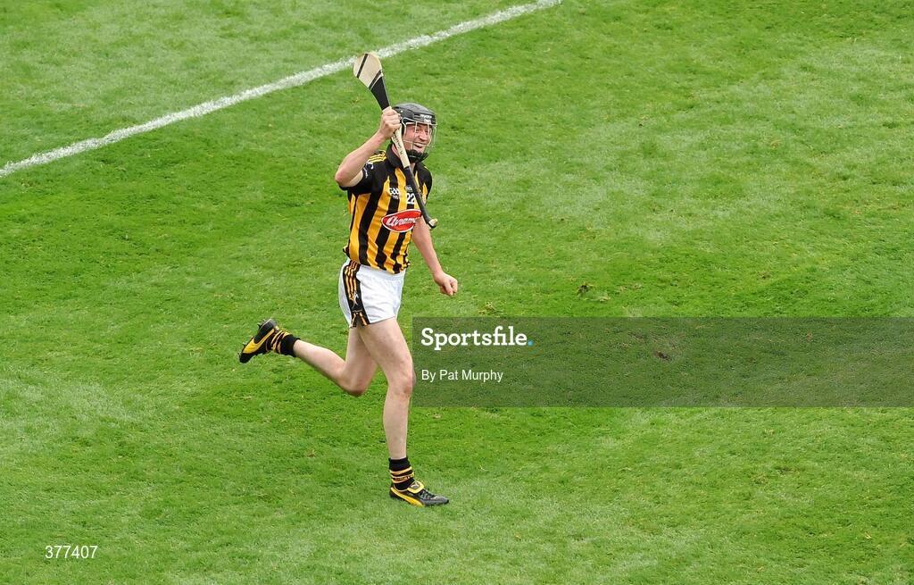6 September 2009; Martin Comerford, Kilkenny, celebrates after scoring his side's second goal. GAA Hurling All-Ireland Senior Championship Final, Kilkenny v Tipperary, Croke Park, Dublin. Picture credit: Pat Murphy / SPORTSFILE