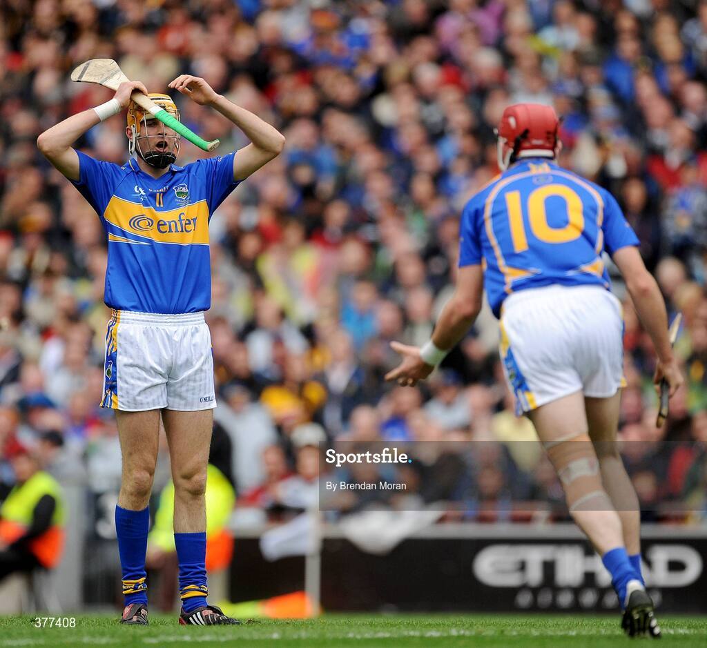 6 September 2009; Seamus Callanan and team-mate Pat Kerwick, 10, Tipperary, react to a missed goal chance. GAA Hurling All-Ireland Senior Championship Final, Kilkenny v Tipperary, Croke Park, Dublin. Picture credit: Brendan Moran / SPORTSFILE