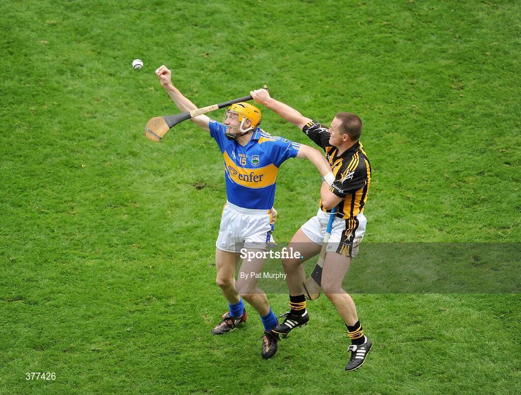 6 September 2009; Lar Corbett, Tipperary, in action against Michael Kavanagh, Kilkenny. GAA Hurling All-Ireland Senior Championship Final, Kilkenny v Tipperary, Croke Park, Dublin. Picture credit: Pat Murphy / SPORTSFILE