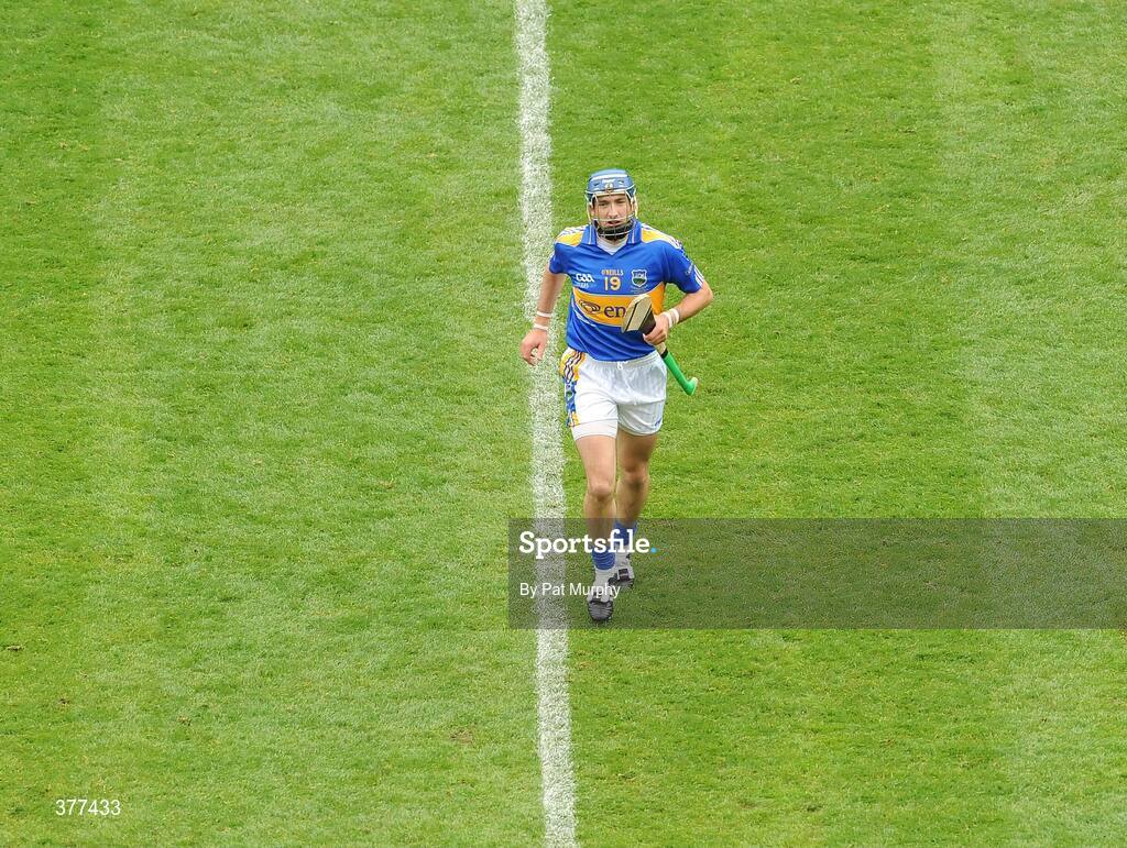 6 September 2009; Tipperary's Benny Dunne leaves the field after being shown a red card. GAA Hurling All-Ireland Senior Championship Final, Kilkenny v Tipperary, Croke Park, Dublin. Picture credit: Pat Murphy / SPORTSFILE