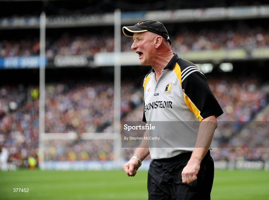 6 September 2009; Kilkenny manager Brian Cody reacts late in the game. GAA Hurling All-Ireland Senior Championship Final, Kilkenny v Tipperary, Croke Park, Dublin. Picture credit: Stephen McCarthy / SPORTSFILE