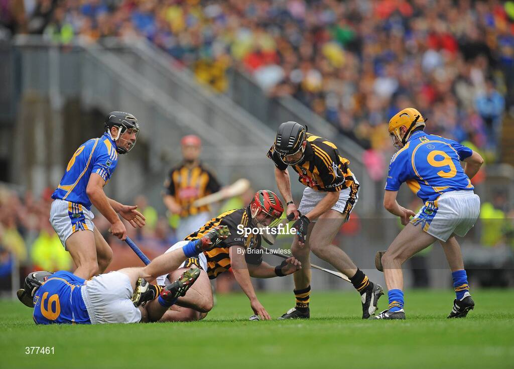 6 September 2009; Eoin Larkin and Michael Rice, second from right, Kilkenny, in action against, from left, Conor O'Mahony, James Woodlock, and Shane McGrath, Tipperary. GAA Hurling All-Ireland Senior Championship Final, Kilkenny v Tipperary, Croke Park, Dublin. Picture credit: Brian Lawless / SPORTSFILE