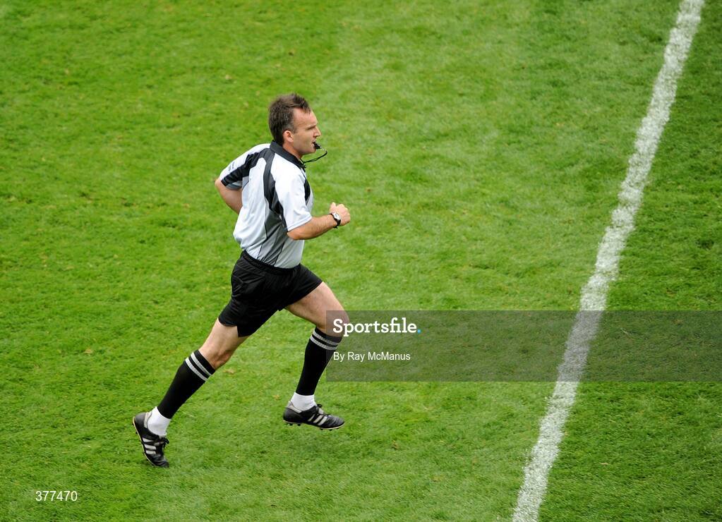 6 September 2009; Referee Diarmuid Kirwan. Tipperary. GAA Hurling All-Ireland Senior Championship Final, Kilkenny v Tipperary, Croke Park, Dublin. Picture credit: Ray McManus / SPORTSFILE