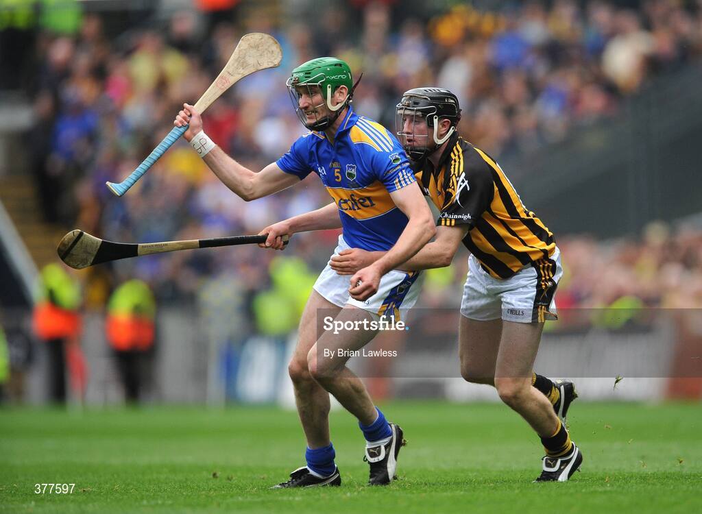 6 September 2009; Declan Fanning, Tipperary, in action against Aidan Fogarty, Kilkenny. GAA Hurling All-Ireland Senior Championship Final, Kilkenny v Tipperary, Croke Park, Dublin. Picture credit: Brian Lawless / SPORTSFILE