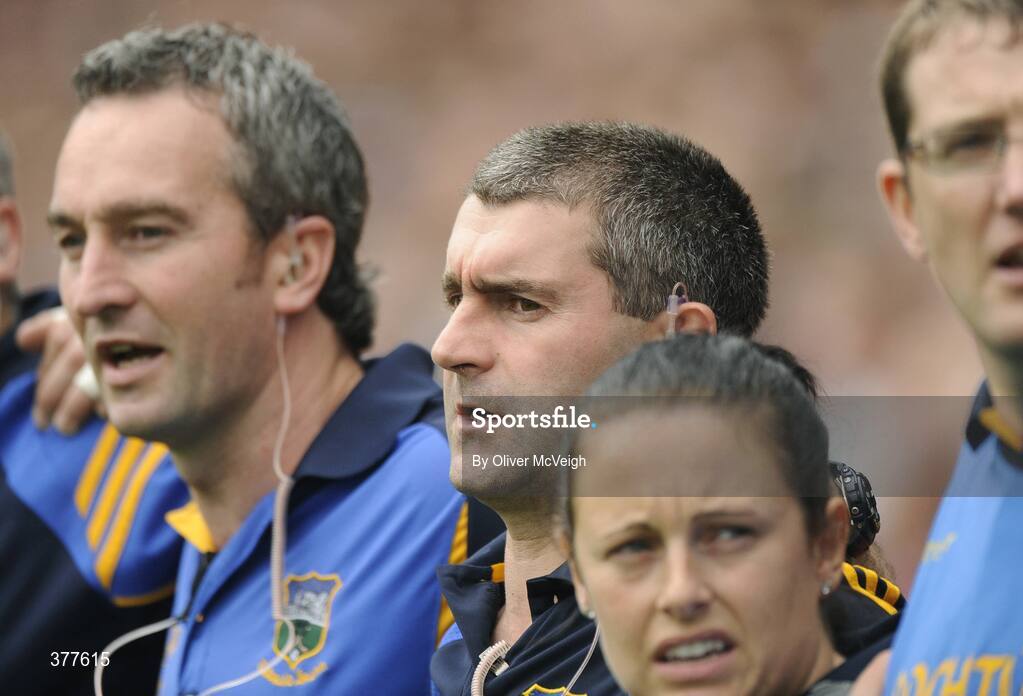 6 September 2009; Tipperary manager Liam Sheedy, centre, during the playing of the National Anthem. GAA Hurling All-Ireland Senior Championship Final, Kilkenny v Tipperary, Croke Park, Dublin. Picture credit: Oliver McVeigh / SPORTSFILE