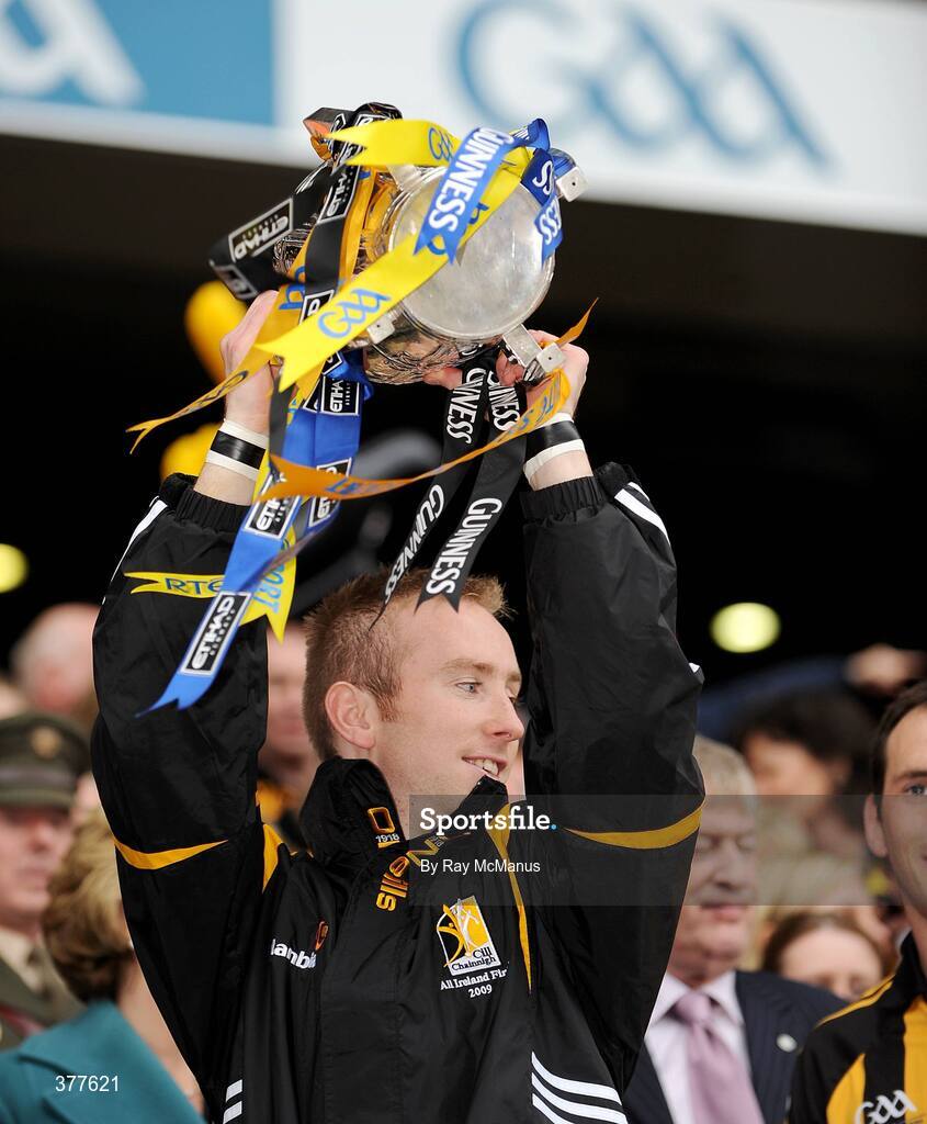 6 September 2009; Kikenny's James 'Cha' Fitzpatrick lifts the Liam MacCarthy Cup. GAA Hurling All-Ireland Senior Championship Final, Kilkenny v Tipperary, Croke Park, Dublin. Picture credit: Ray McManus / SPORTSFILE