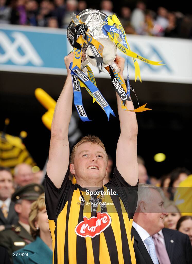 6 September 2009; Kikenny's Aidan Fogarty lifts the Liam MacCarthy Cup. GAA Hurling All-Ireland Senior Championship Final, Kilkenny v Tipperary, Croke Park, Dublin. Picture credit: Ray McManus / SPORTSFILE