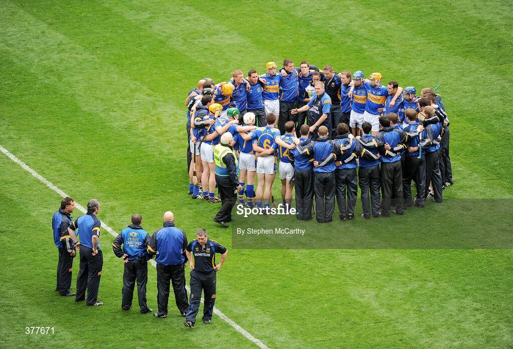 6 September 2009; The Tipperary squad and managment ahead of the game. GAA Hurling All-Ireland Senior Championship Final, Kilkenny v Tipperary, Croke Park, Dublin. Picture credit: Stephen McCarthy / SPORTSFILE
