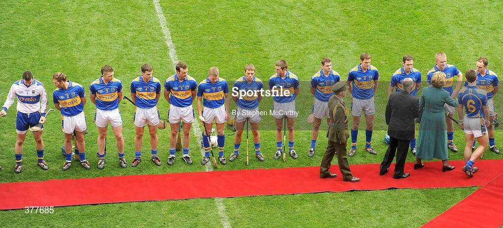 6 September 2009; The President of Ireland Mary McAleese and Uachtarán Chumann Lúthchleas Gael Criostóir Ó Cuana is introduced to Eoin Kelly by Tipperary captain Conor O'Mahony. GAA Hurling All-Ireland Senior Championship Final, Kilkenny v Tipperary, Croke Park, Dublin. Picture credit: Stephen McCarthy / SPORTSFILE