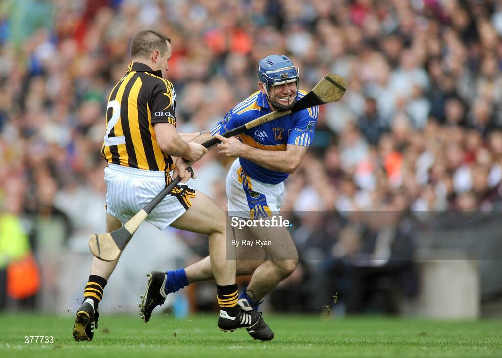 6 September 2009; Eoin Kelly, Tipperary, is tackled by Michael Kavanagh, Kilkenny. GAA Hurling All-Ireland Senior Championship Final, Kilkenny v Tipperary, Croke Park, Dublin. Picture credit: Ray Ryan / SPORTSFILE