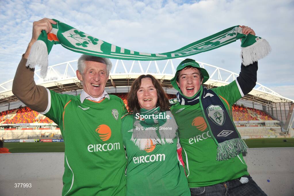 8 September 2009; Republic of Ireland supporters, from left, Val, Christine, and James Fitzgerald, from Tipperary Town, ahead of the game. International Friendly, Republic of Ireland v South Africa, Thomond Park, Limerick. Picture Credit: Diarmuid Greene / SPORTSFILE