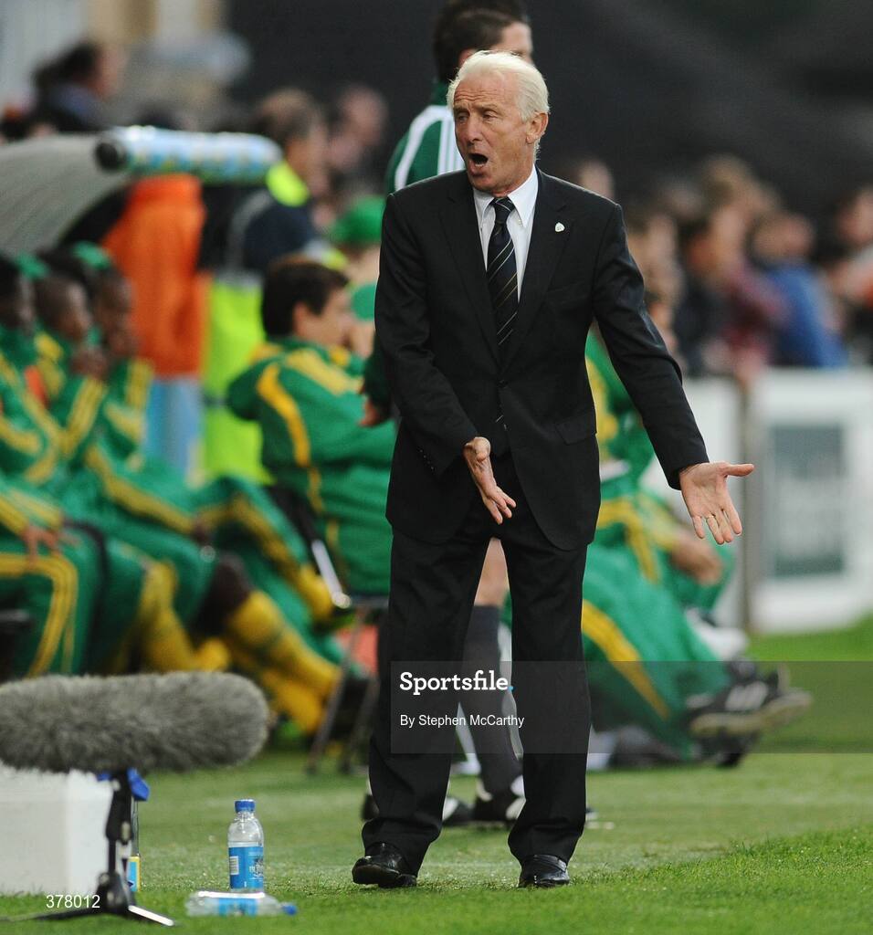 8 September 2009; Republic of Ireland manager Giovanni Trapattoni during the game. International Friendly, Republic of Ireland v South Africa, Thomond Park, Limerick. Picture Credit: Stephen McCarthy / SPORTSFILE
