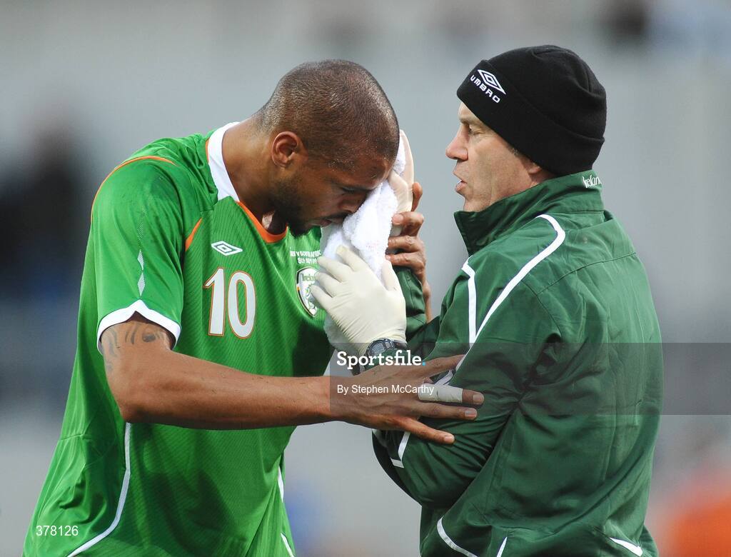 8 September 2009; Caleb Folan, Republic of Ireland, receives attention from physio Ciaran Murray. International Friendly, Republic of Ireland v South Africa, Thomond Park, Limerick. Picture credit: Stephen McCarthy / SPORTSFILE