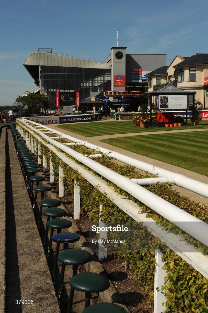 12 September 2009; A general view of the Parade ring at the Curragh. The Curragh Racecourse, Co. Kildare. Picture credit: Ray McManus / SPORTSFILE