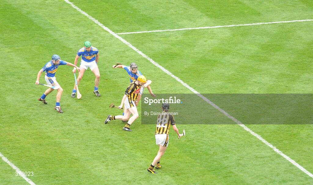 6 September 2009; Richie Power, Kilkenny, is fouled by Paul Curran, Tipperary, which resulted in a penalty for Kilkenny. GAA Hurling All-Ireland Senior Championship Final, Kilkenny v Tipperary, Croke Park, Dublin. Picture credit: Daire Brennan / SPORTSFILE