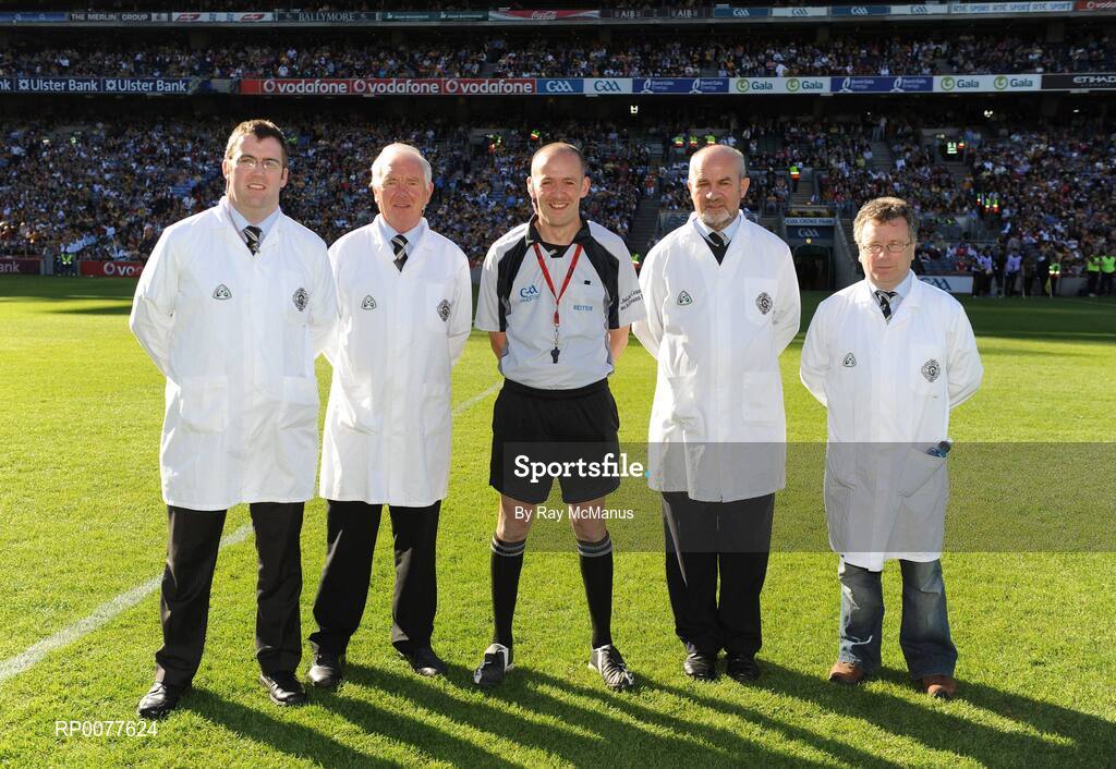 13 September 2009; Referee Cathal McAllister with his umpires before the game. Bord Gais Energy GAA All-Ireland U21 Hurling Championship Final, Clare v Kilkenny, Croke Park, Dublin. Picture credit: Ray McManus / SPORTSFILE