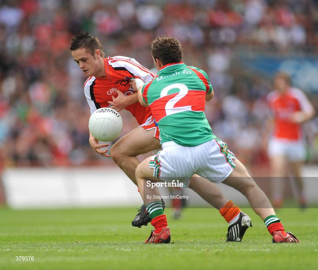 20 September 2009; Robbie Tasker, Armagh, in action against Michael Walsh, Mayo. ESB GAA Football All-Ireland Minor Championship Final, Armagh v Mayo, Croke Park, Dublin. Picture credit: Stephen McCarthy / SPORTSFILE