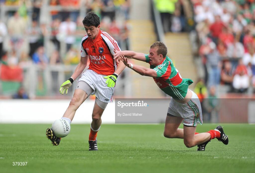 20 September 2009; Rory Grugan, Armagh, in action against Danny Kirby, Mayo. ESB GAA Football All-Ireland Minor Championship Final, Armagh v Mayo, Croke Park, Dublin. Picture credit: David Maher / SPORTSFILE