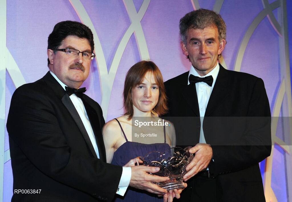 15 November 2008; Fionnuala Britton, Sli Chulainn, is presented with the award for Cross Country / Road Athlete of the Year by John Foley, left, Chief Executive of Waterford Crystal and Gerry Kiernan, Chairman of the Selection Committee. National Athletics Awards with Waterford Crystal, Crowne Plaza, Santry, Dublin. Photo by Sportsfile