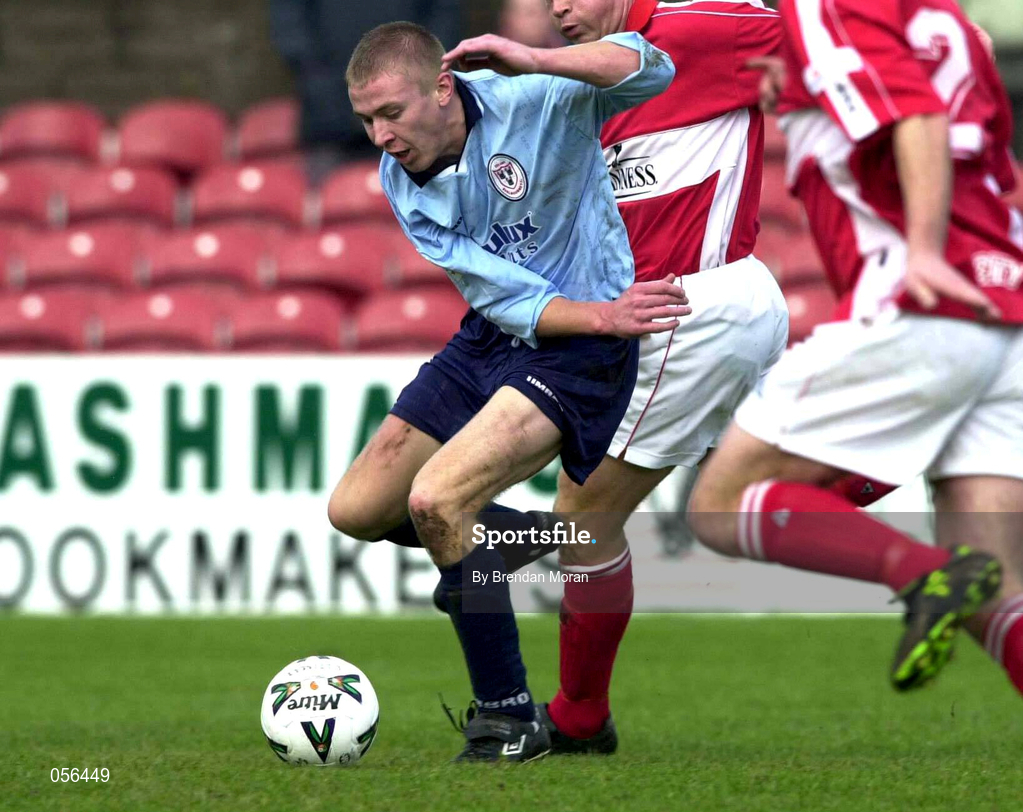 21 January 2001; Richie Foran of Shelbourne during the Eircom League Premier Division match between Cork City and Shelbourne at Turner's Cross in Cork. Photo by Brendan Moran/Sportsfile