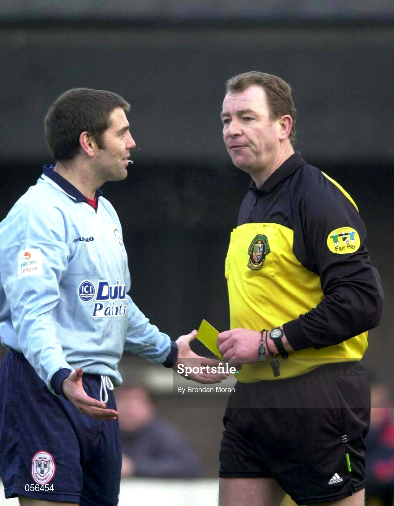 21 January 2001; Referee Dick O'Hanlon speaks to Tony Sheridan of Shelbourne during the Eircom League Premier Division match between Cork City and Shelbourne at Turner's Cross in Cork. Photo by Brendan Moran/Sportsfile