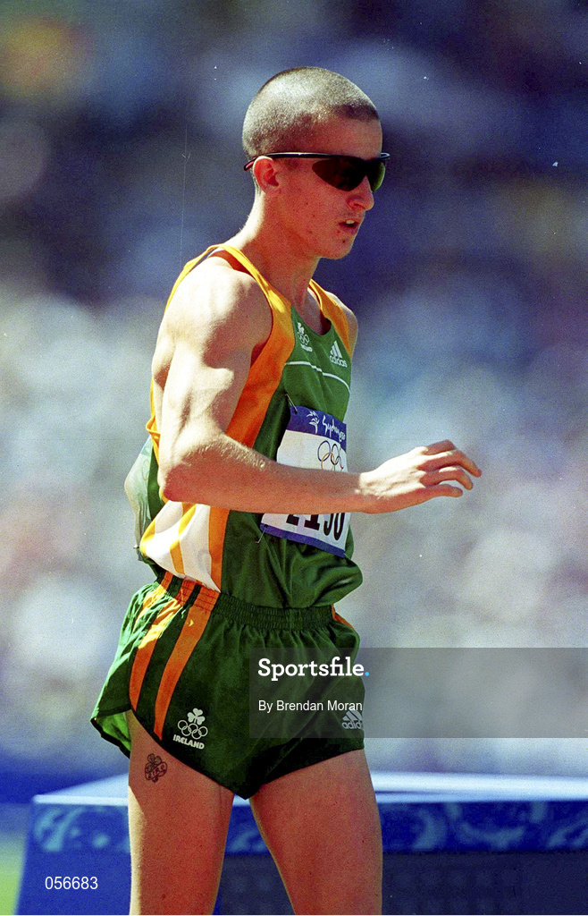 22 September 2000; Robert Heffernan of Ireland during the Men's 20km Walk Final at Stadium Australia in Sydney Olympic Park in Sydney, Australia. Photo by Brendan Moran/Sportsfile