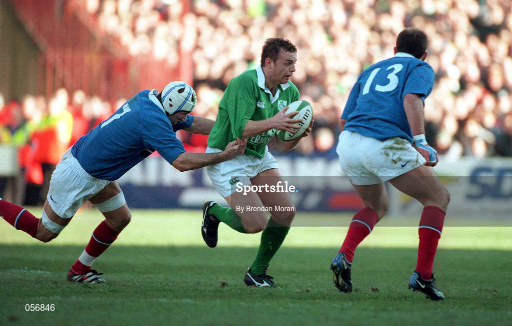 17 February 2001; Rob Heffernan of Ireland is tackled by Christophe Juillet, left, and Richard Dourthe of France during the Lloyds TSB Six Nations Rugby Championship match between Ireland and France at Lansdowne Road in Dublin. Photo by Brendan Moran/Sportsfile