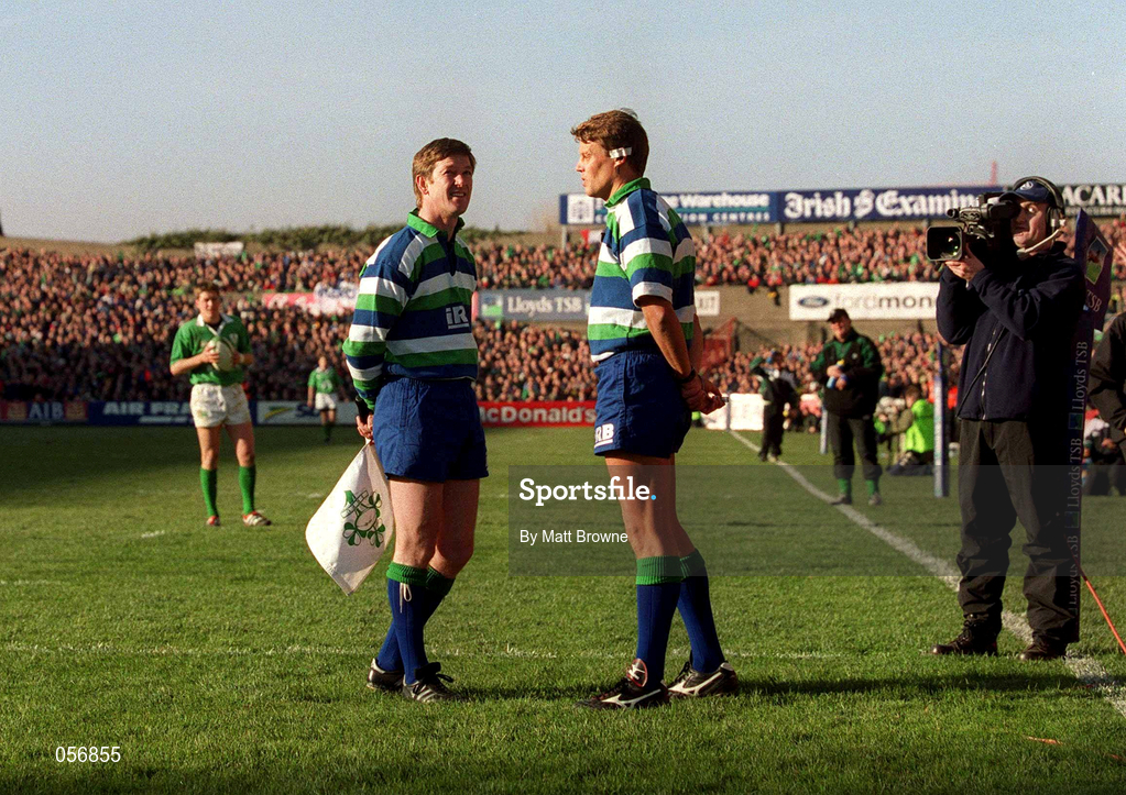 17 February 2001; Referee Scott Young awaits the TMO decision on the try by Brian O'Driscoll of Ireland during the Lloyds TSB Six Nations Rugby Championship match between Ireland and France at Lansdowne Road in Dublin. Photo by Matt Browne/Sportsfile