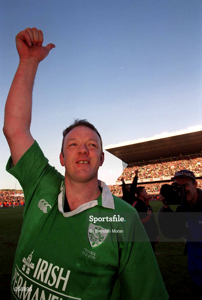 17 February 2001; Mick Galwey of Ireland celebrates victory over France after the Lloyds TSB Six Nations Rugby Championship match between Ireland and France at Lansdowne Road in Dublin. Photo by Brendan Moran/Sportsfile