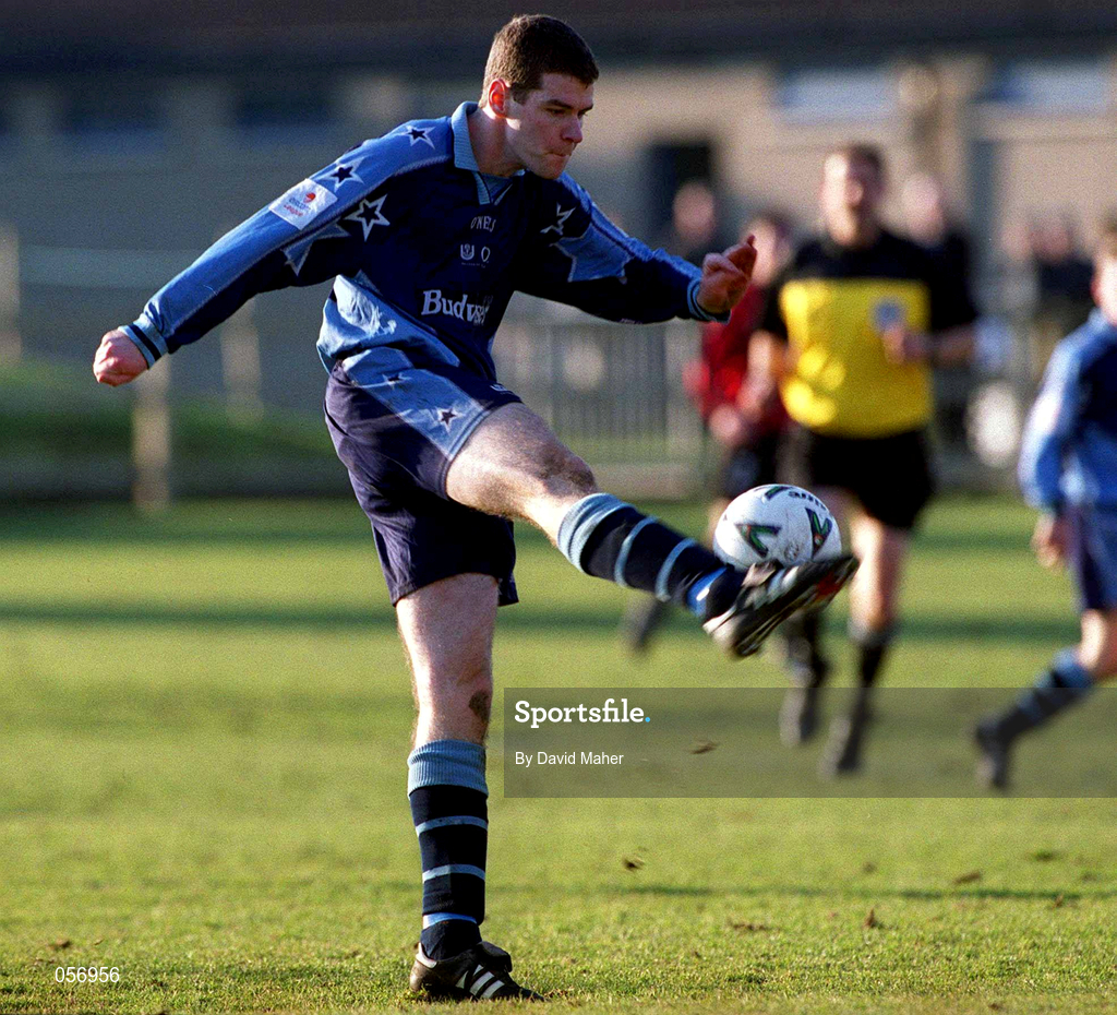 18 February 2001; Eamon McLoughlin of UCD during the Eircom League Premier Division match between UCD and Bohemians at Belfield Park in Dublin. Photo by David Maher/Sportsfile