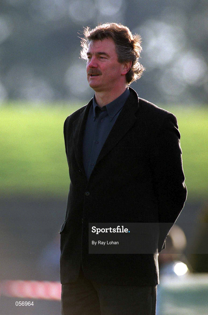 18 February 2001; Shamrock Rovers manager Damien Richardson during the Eircom League Premier Division match between Shamrock Rovers and Longford Town at Morton Stadium in Dublin. Photo by Ray Lohan/Sportsfile